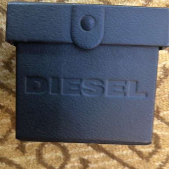 Diesel Watch!! Elegant and prestigious watch - Picture 3 of 4